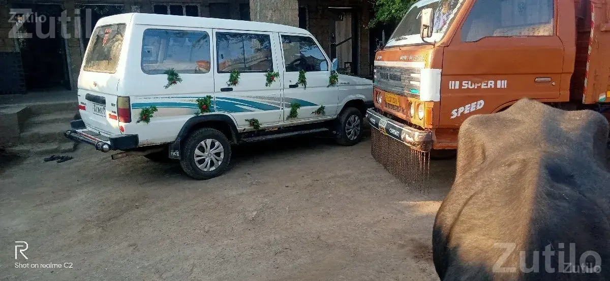 Toyota Qualis 2001 Model for Sale - કાર - કેશોદ - Image 2