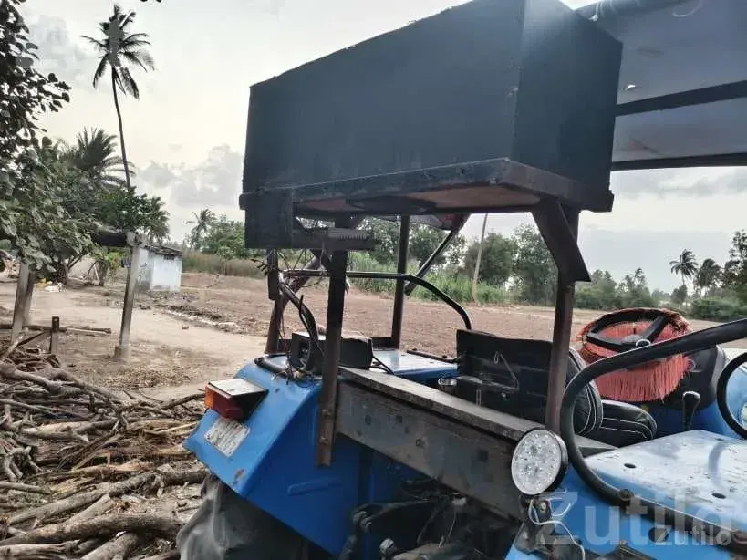 Tractor Sound System with Speakers and Subwoofer - ઇલેક્ટ્રોનિક ઍક્સેસરીઝ - મુન્દ્રા - Image 3