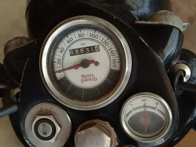 Royal Enfield Classic 350 Royal Enfield Classic 350