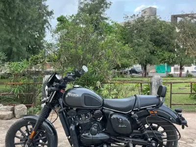 Yezdi Roadster 2022 Used Bike Yezdi Roadster 2022 Used Bike
