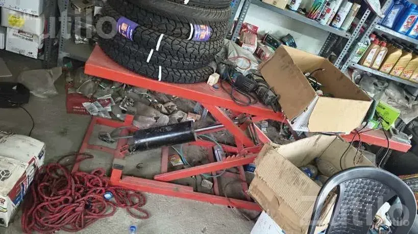 Unused Two Wheeler Bike Repair Ramp - Tools & Hardware - Rapar - Image 3