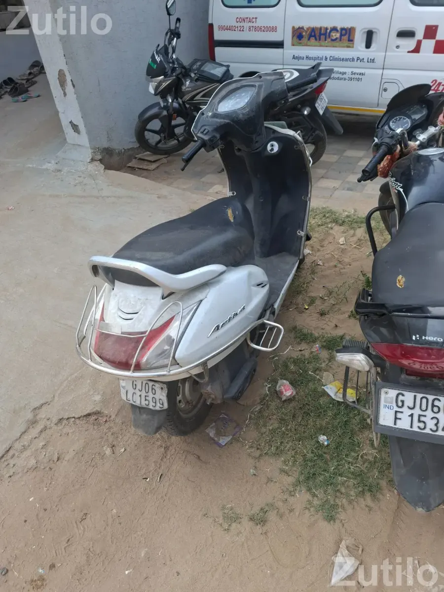 Honda - Bikes - Vadodara City - Image 3