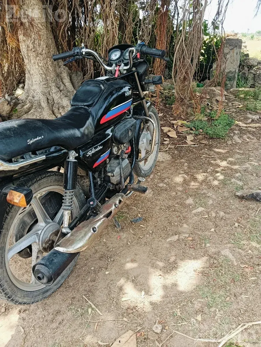 Hero Splendor Plus 2019 Bike - બાઇક્સ - માંગ્રોળ - Image 3