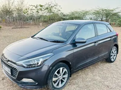 Hyundai i20 Asta 2017 Petrol, 85,000 km Hyundai i20 Asta 2017 Petrol, 85,000 km