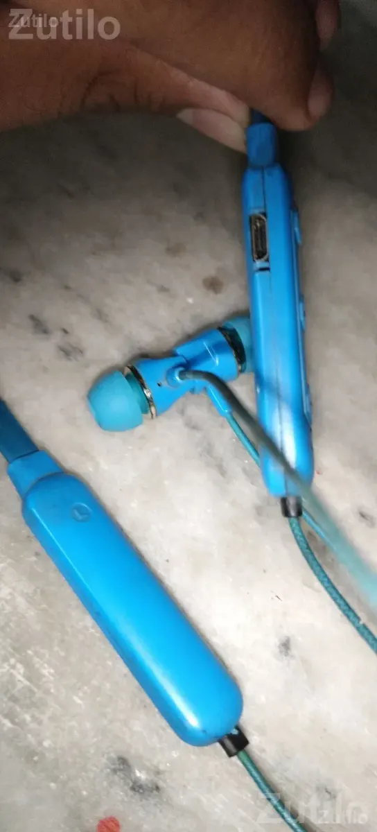 Bluetooth Neckband Earphones Blue - Accessories - Siddhpur - Image 3