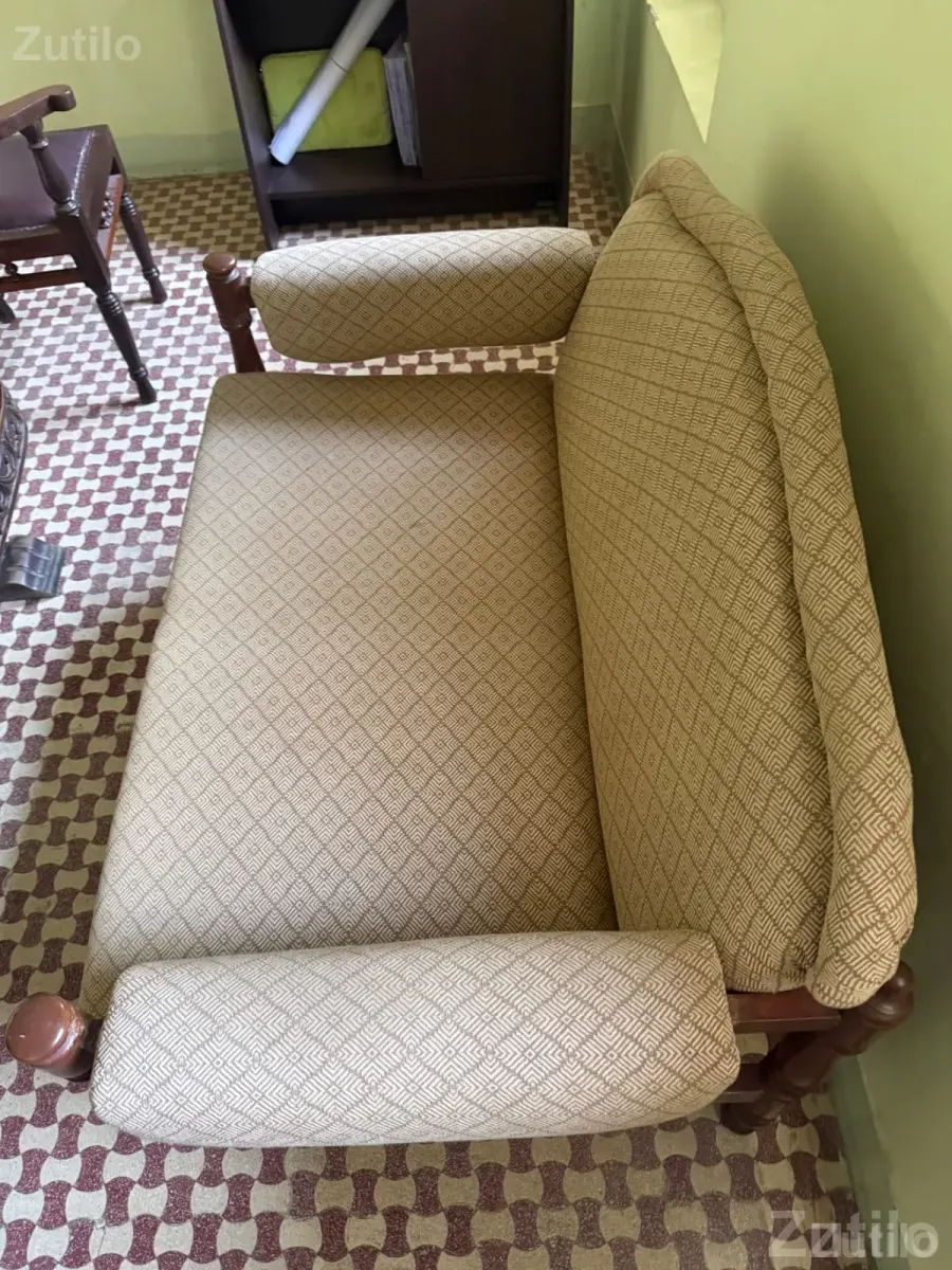 Sofa - સોફા સેટ અને કાઉચ - અમદાવાદ શહેર - Image 2