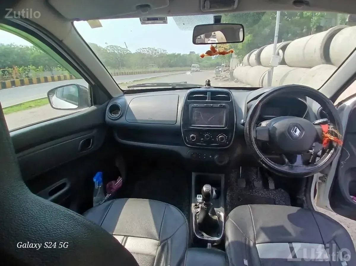 Renault Kwid with Clean Fabric Interior - કાર - અમદાવાદ શહેર - Image 3