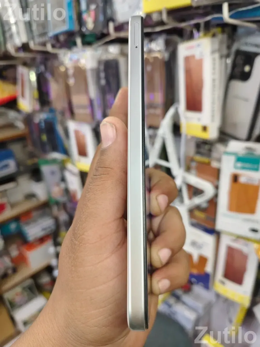 Redmi 15 5g 6gb 128gb fix price - મોબાઇલ ફોન - રાજકોટ શહેર - Image 4