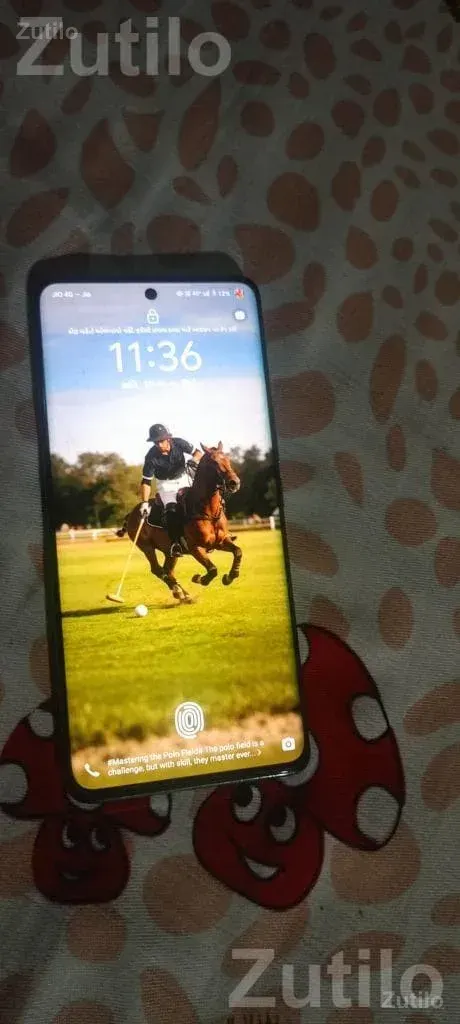 Vivo V25 Pro 5G with Box and Charger - Mobile Phones - Barwala - Image 4