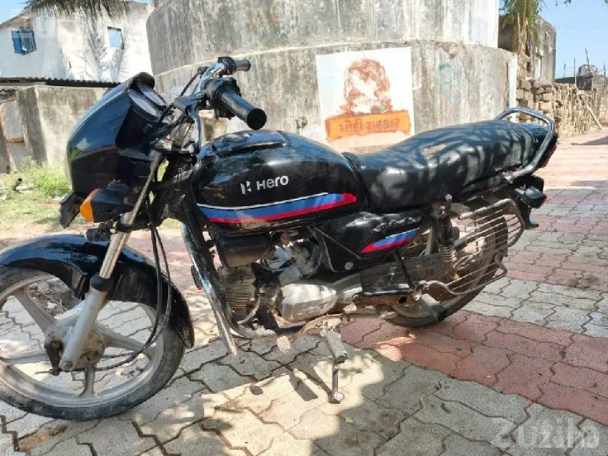 2009 Hero Honda Scooter for Sale - Bikes - Kodinar - Image 3