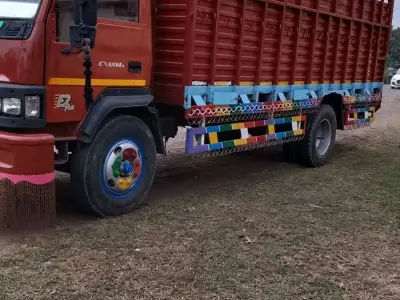 Eicher 11.10 Plain Model 2010 Truck Eicher 11.10 Plain Model 2010 Truck