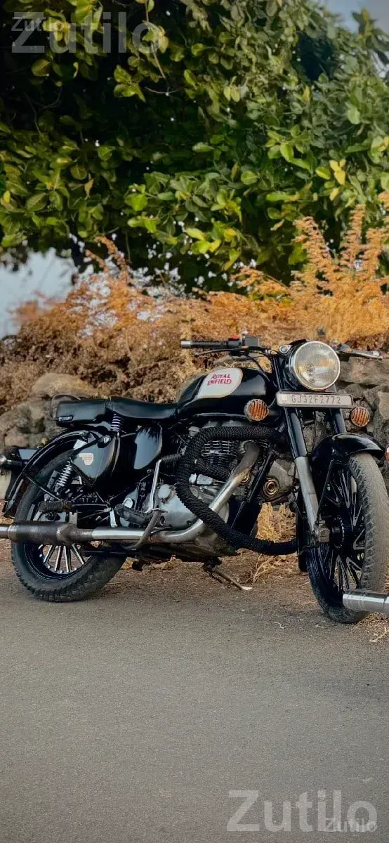 2017 Royal Enfield Classic 350 Bullet - Bikes - Porbandar City - Image 2