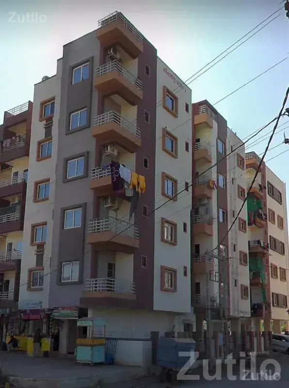 2 BHK Flat for Sale on Khalilpur Road Junagadh - House for Sale - Manavadar - Image 3
