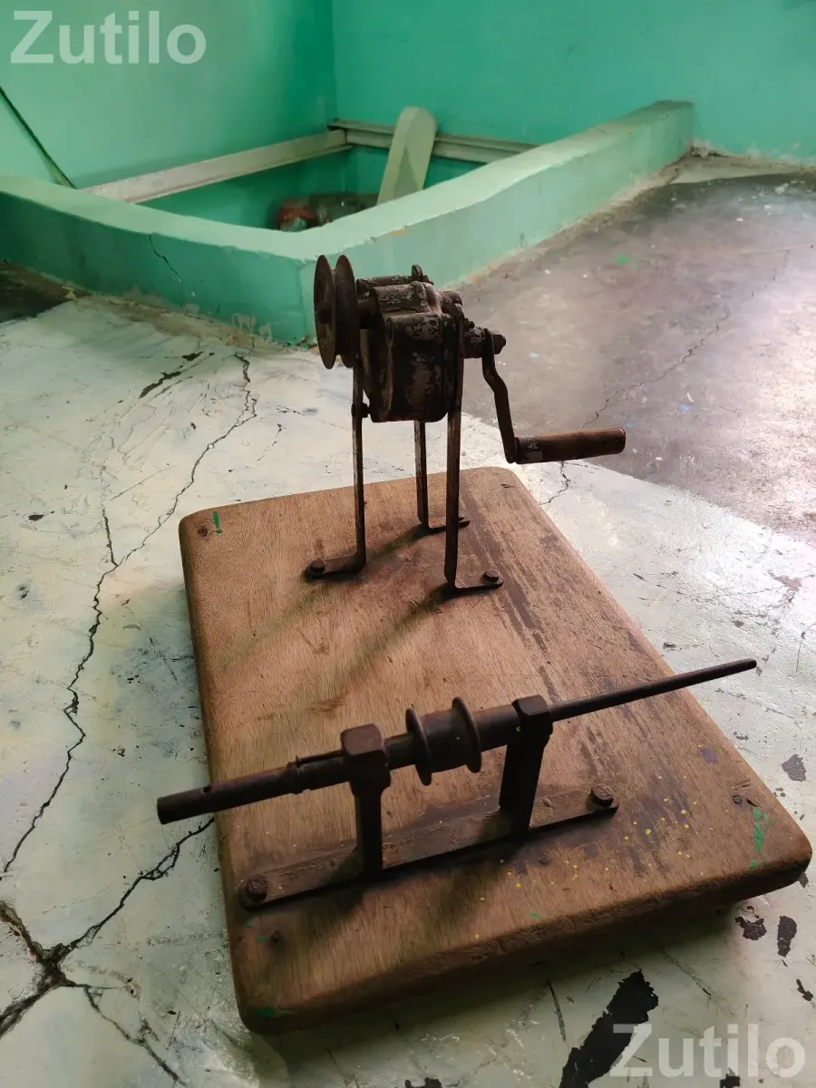 Rare Vintage Industrial Hand-Crank Coil Winding Machine (Circa 1960s/70s) - Machinery - Daskroi - Image 2