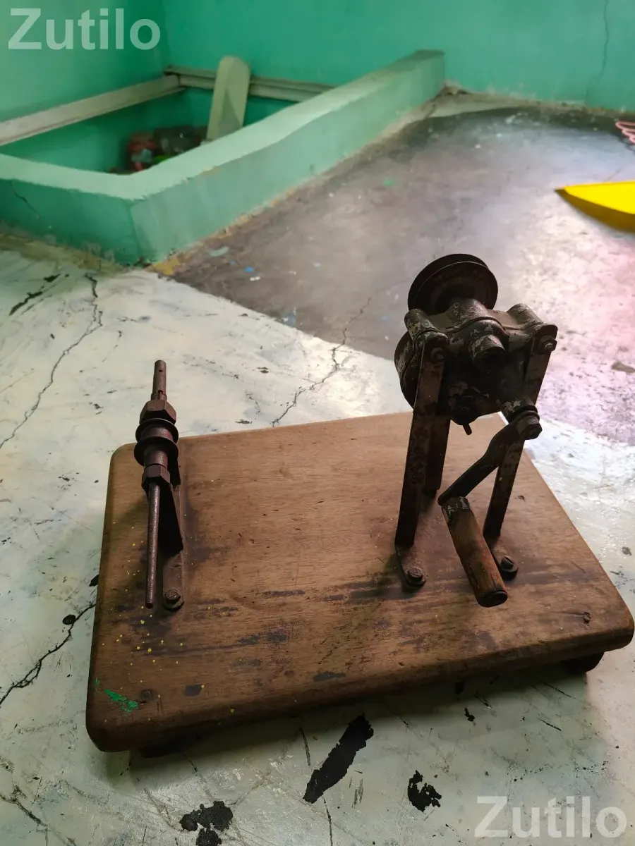 Rare Vintage Industrial Hand-Crank Coil Winding Machine (Circa 1960s/70s) - Machinery - Daskroi - Image 3