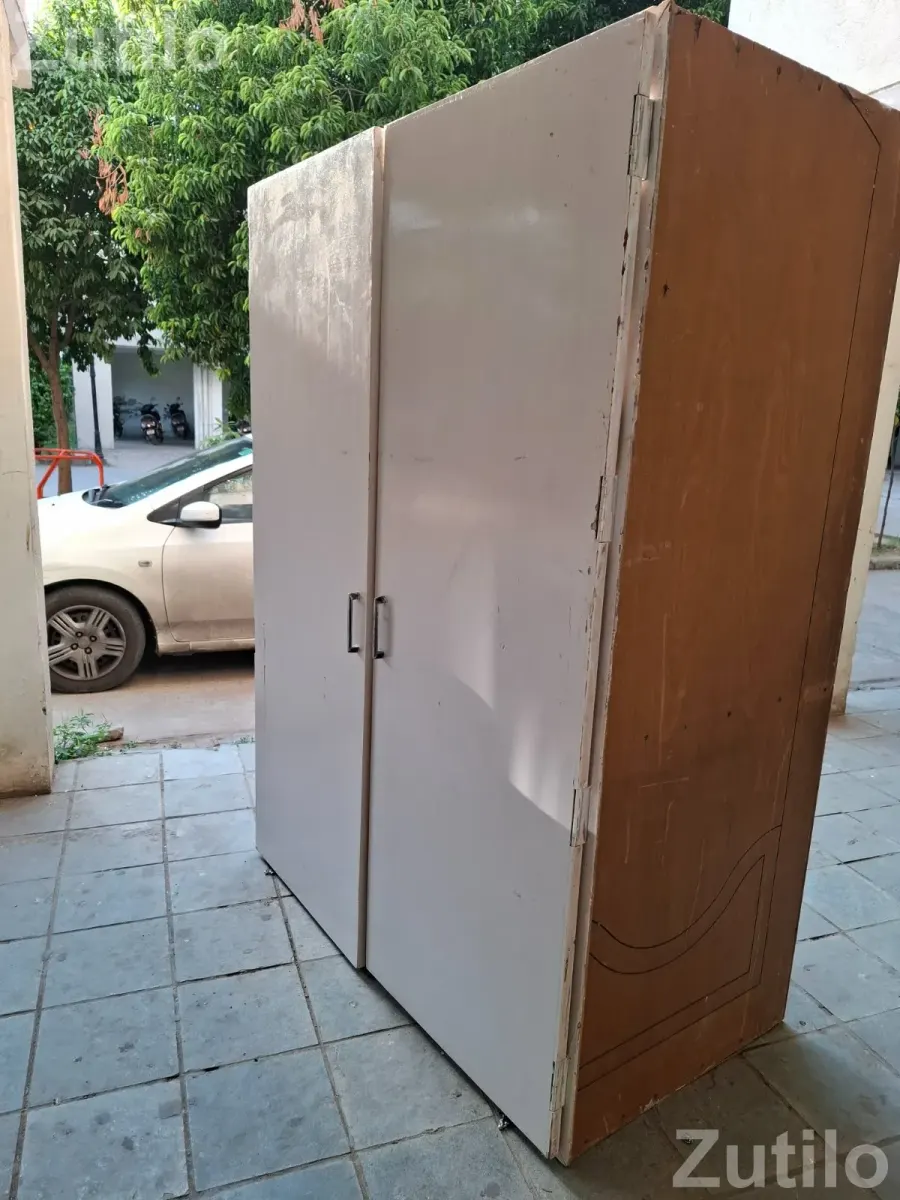 Wooden wardrobe - Wardrobes, Cupboards & Storage - Gandhinagar City - Image 2