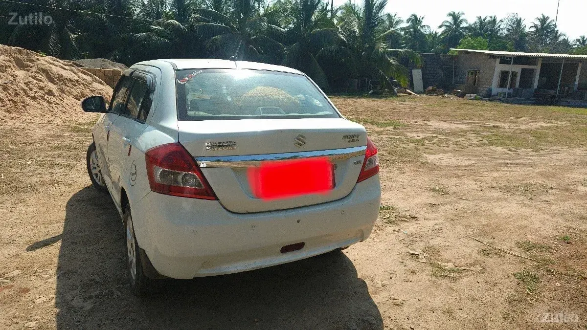 વેચવાની છે - કાર - માંગ્રોળ - Image 3