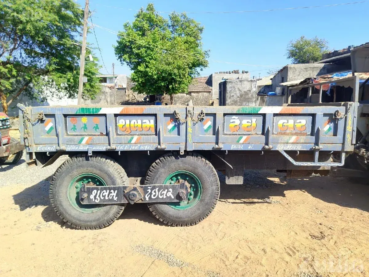 Shubham 4 Wheel Heavy Trailer for Sale - બાંધકામના વાહનો - માંગ્રોળ - Image 3
