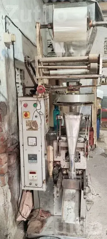 Automatic Pouch Packing Machine 100 Gram - પેકેજિંગ અને પ્રિન્ટિંગ મશીનો - નવસારી - Image 2