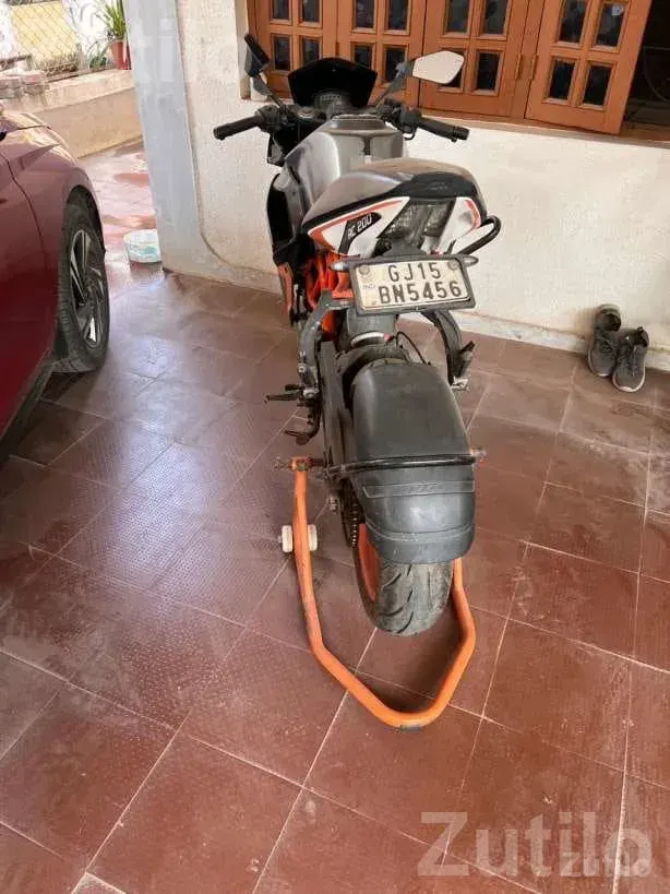 KTM RC 200 2017 Model Bike - બાઇક્સ - ધરમપુર - Image 2