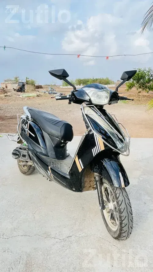 Pantom Electric Scooty with 5 Batteries - બાઇક્સ - કલ્યાણપુર - Image 2