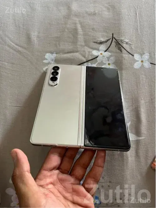 Samsung Z Fold 3 256GB Foldable Phone - મોબાઇલ ફોન - સાવરકુંડલા - Image 2