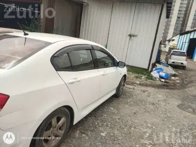 Honda City 2011 Petrol CNG White Sedan Honda City 2011 Petrol CNG White Sedan
