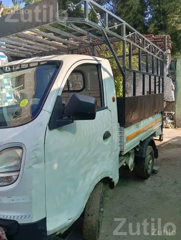 Tata Ace Madaniyo 2020 Goods Vehicle - ટ્રક અને લોરી - ભુજ - Image 2