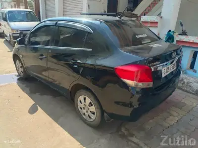 Honda Amaze Petrol CNG Black Sedan Honda Amaze Petrol CNG Black Sedan
