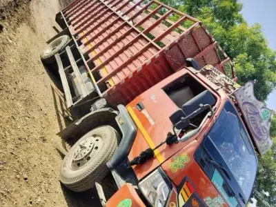 2017 Eicher Cargo Truck with Papers Clear 2017 Eicher Cargo Truck with Papers Clear
