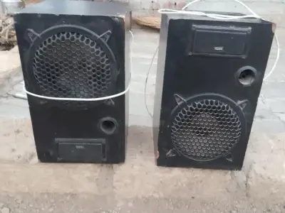 Pair of Wooden Speaker Boxes for Sale