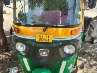 2022 Bajaj RE CNG Auto Rickshaw BS6 2022 Bajaj RE CNG Auto Rickshaw BS6