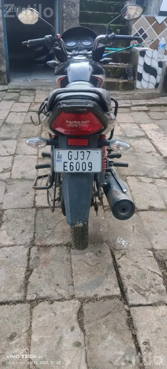 Honda CB Shine 2018 Bike - Bikes - Bhanvad - Image 4