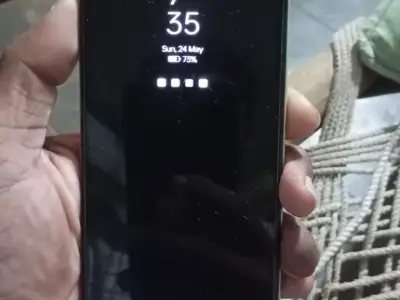 OPPO F21s Pro 5G Mobile in Good Condition OPPO F21s Pro 5G Mobile in Good Condition
