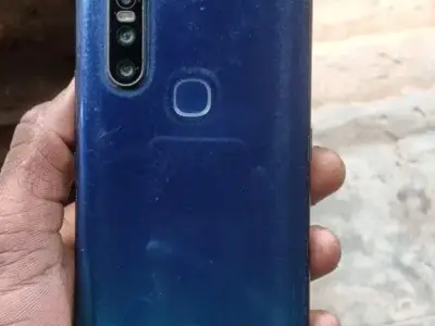 Vivo Smartphone Blue Gradient Finish Vivo Smartphone Blue Gradient Finish