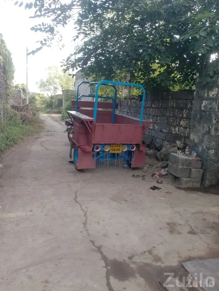 Used Cargo Three Wheeler 7.5 HP 2002 - ઓટો રિક્ષા - કુટિયાણા - Image 3