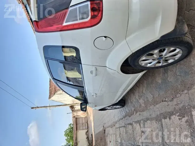 2013 Ford Car, Second Owner - Cars - Savarkundla - Image 2