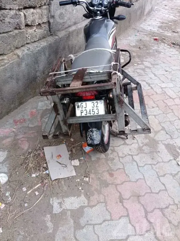 Honda 2020 First Owner Bike - Bikes - Dhokadva - Image 4