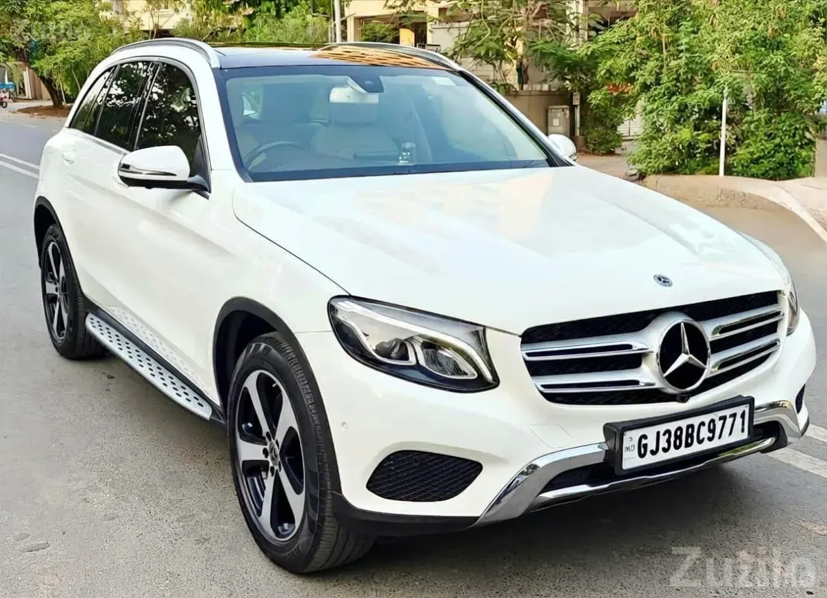 2020 Mercedes GLC 220d 4MATIC White SUV - Cars - Ahmedabad City - Image 1