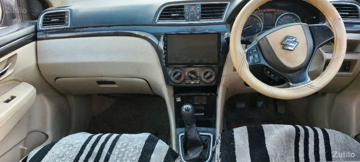 ciaz , 2015 model - Cars - Bhanvad - Image 3