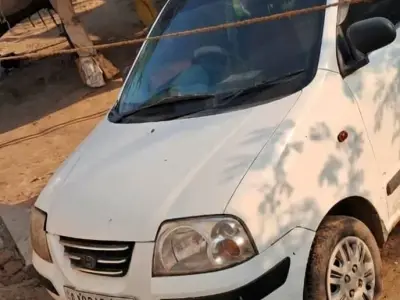 Hyundai Santro 2009 White Petrol Hatchback Hyundai Santro 2009 White Petrol Hatchback