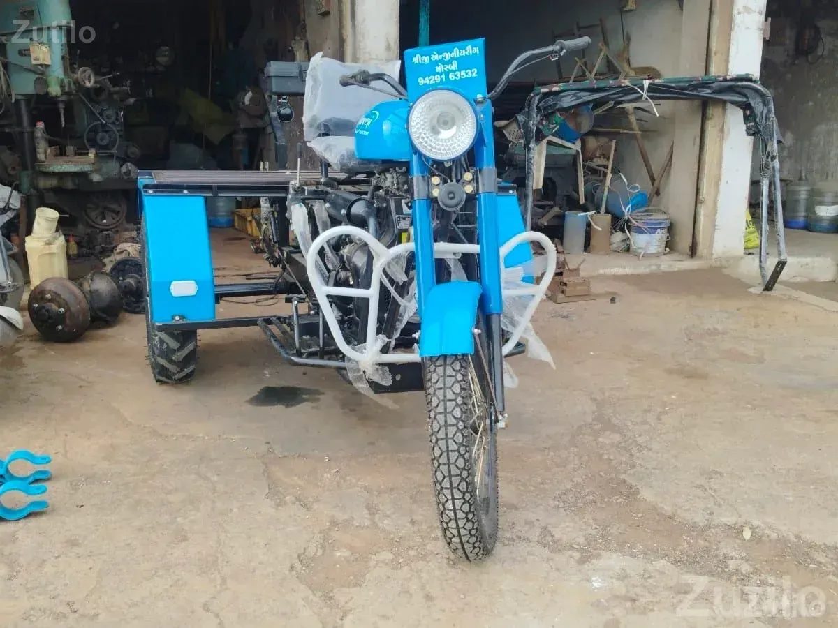 Shreeji three wheel loading vehicle - ઓટો રિક્ષા - ટંકારા - Image 5
