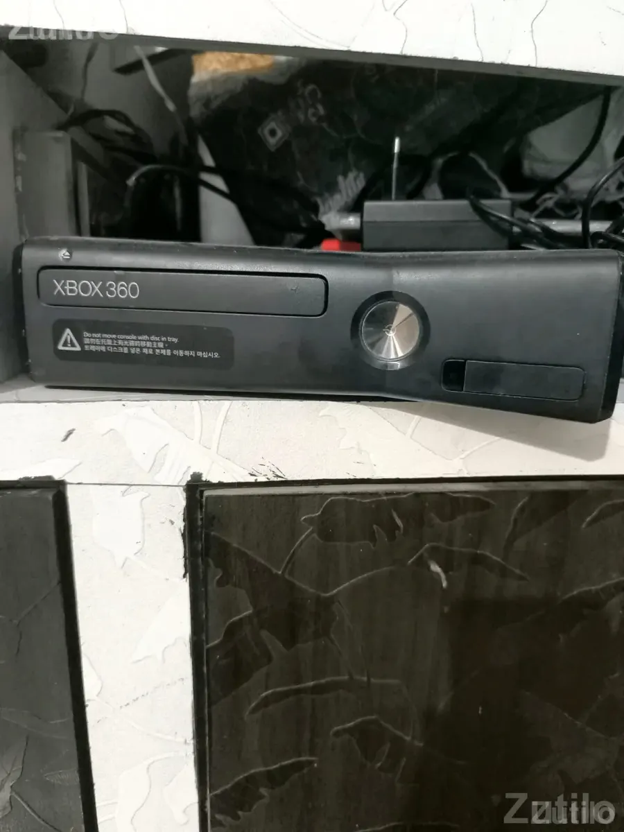 Xbox 360 Kinect Console with Controller - ગેમિંગ કન્સોલ - સુરેન્દ્રનગર શહેર - Image 4