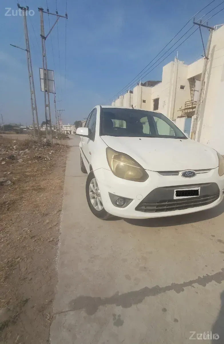 new tyre  top  model figo  ford - કાર - જામનગર શહેર - Image 3