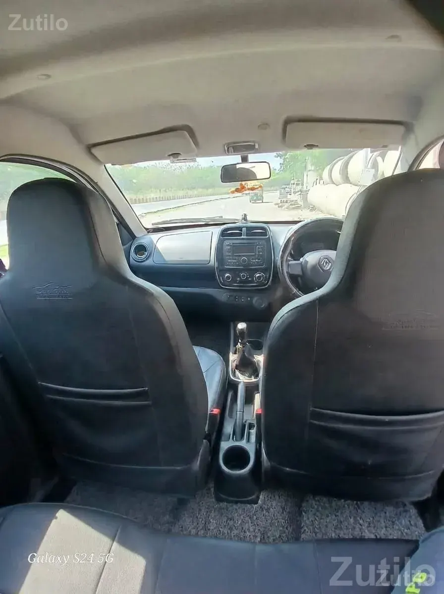 Renault Kwid Spacious Family Hatchback - કાર - અમદાવાદ શહેર - Image 3