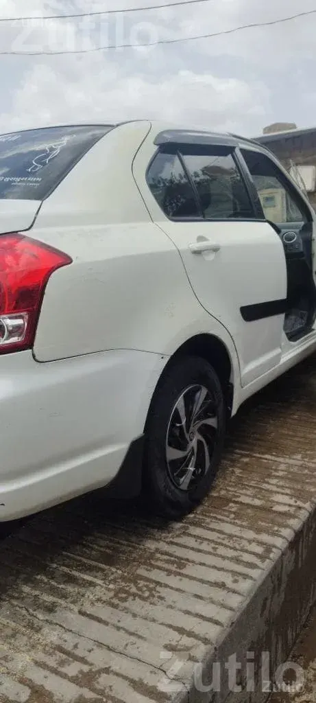 2011 Maruti Suzuki Swift Dzire Sedan - Cars - Vallabhipur - Image 3