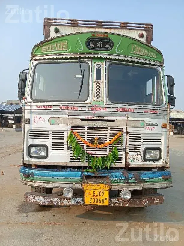 2009 Tata 8 Tyre Lorry - ટ્રક અને લોરી - ડીસા - Image 2