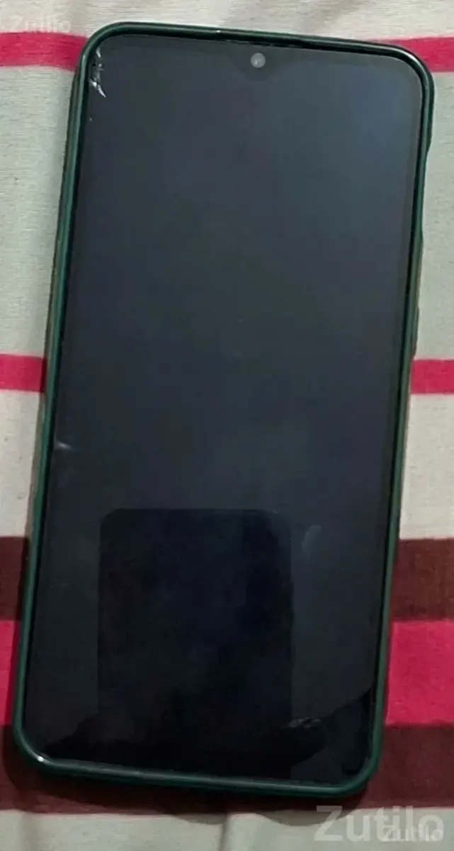 OnePlus 6T with Green Back Cover - મોબાઇલ ફોન - ગાંધીનગર શહેર - Image 3
