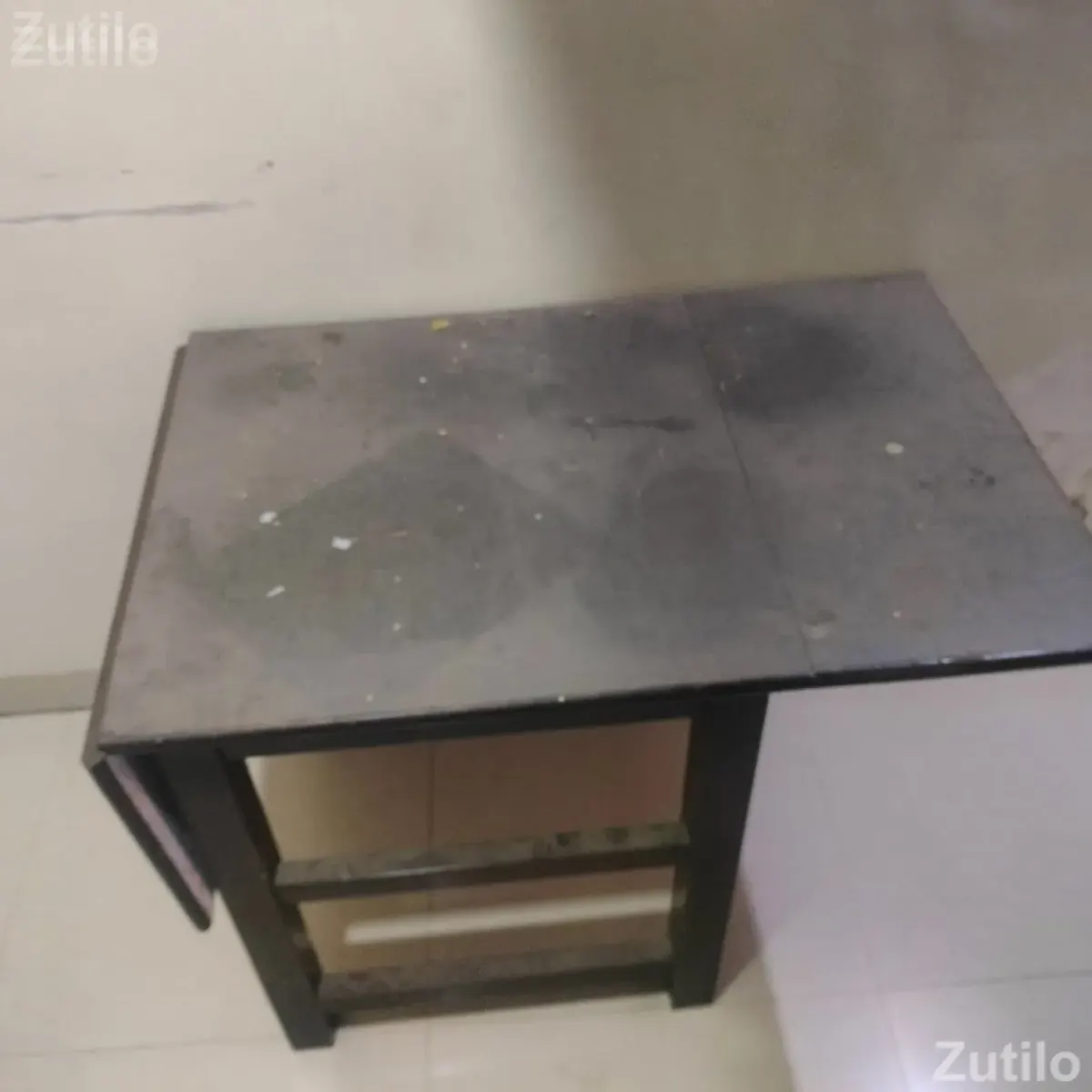 Foldable Dining Table - ડાઇનિંગ ટેબલ અને સેટ - અમદાવાદ શહેર - Image 3