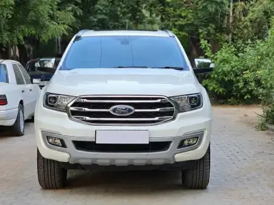 2021 Ford Endeavour Automatic SUV White 2021 Ford Endeavour Automatic SUV White